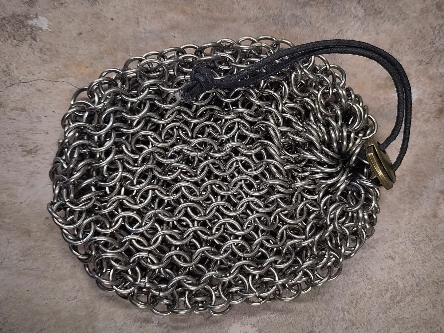 Chainmaille pouches