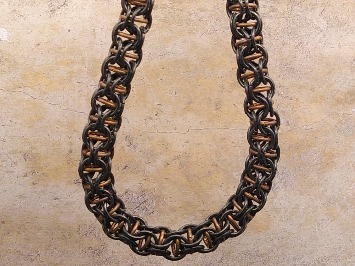 Dark Retro Weave Necklace